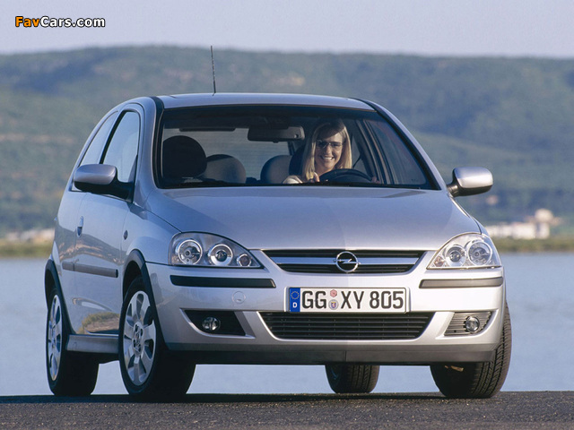 Pictures of Opel Corsa 3-door (C) 2003–06 (640 x 480)