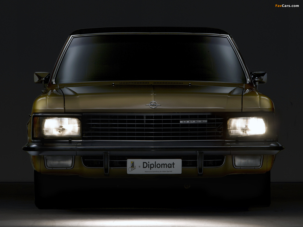 Images of Opel Diplomat (1280 x 960)