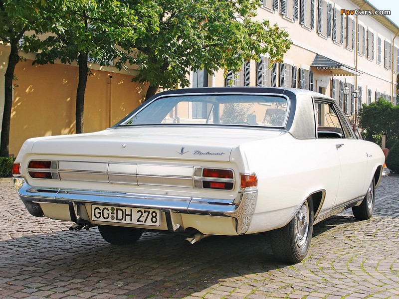 Pictures of Opel Diplomat V8 Coupe (A) 1965–67 (800 x 600)