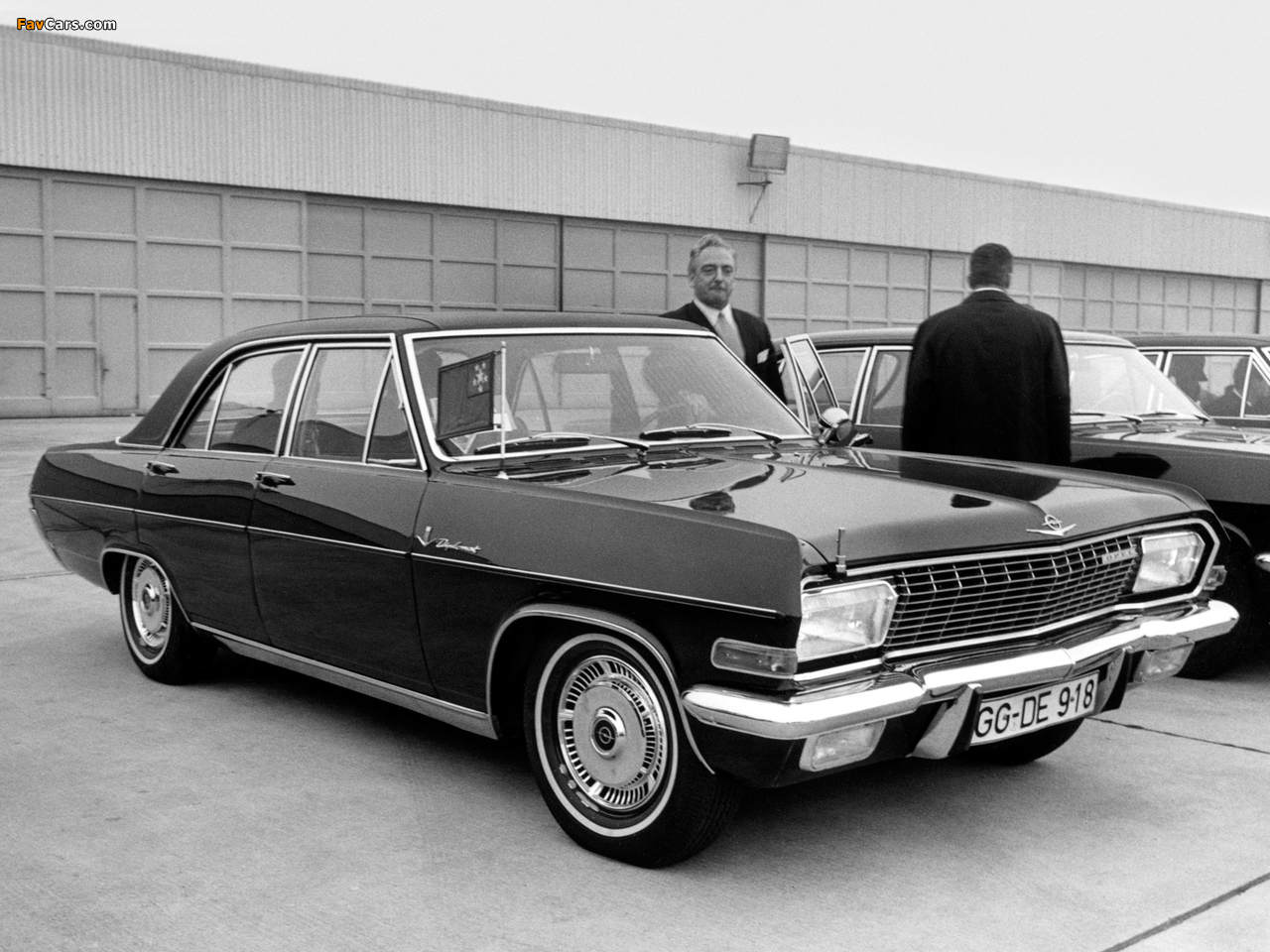 Opel Diplomat V8 (A) 1965–67 wallpapers (1280 x 960)