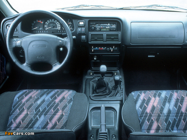 Opel Frontera Sport (A) 1992–98 images (640 x 480)