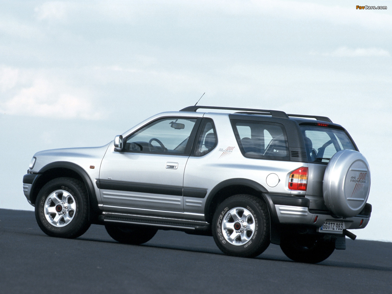 Photos of Opel Frontera Sport (B) 1998–2003 (1280 x 960)