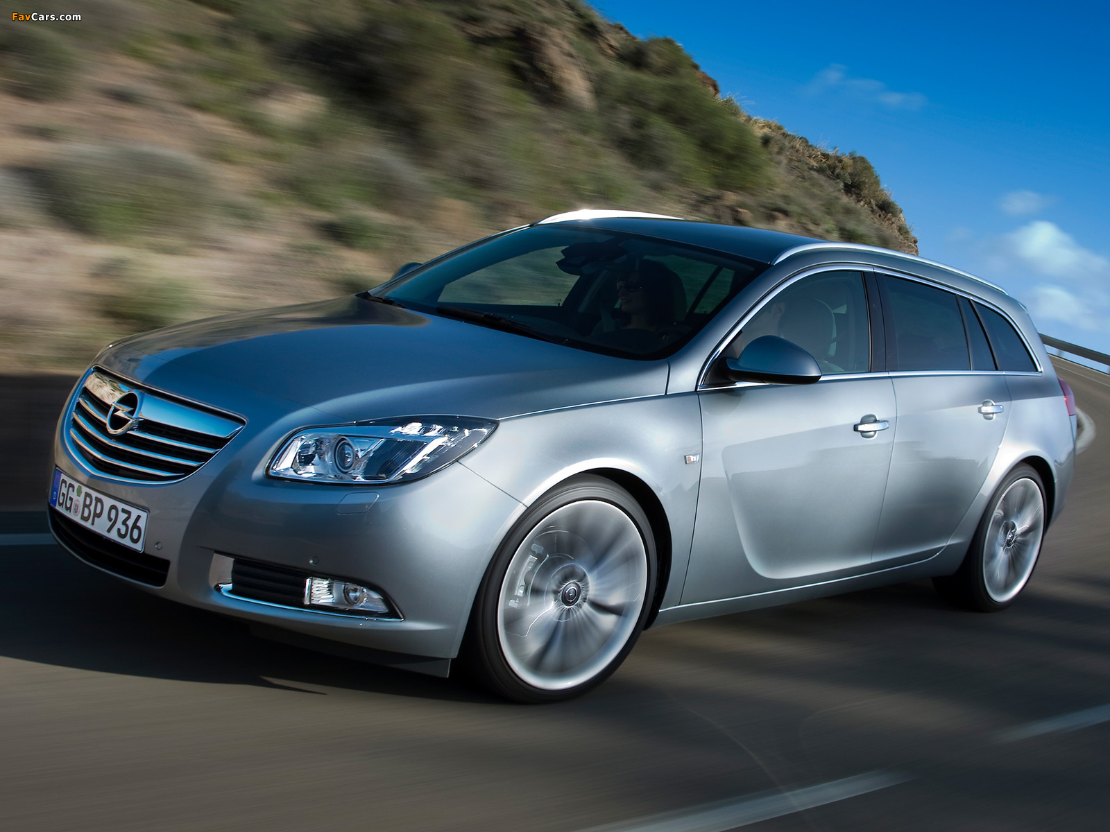 Images of Opel Insignia Sports Tourer 2008–13 (1600 x 1200)