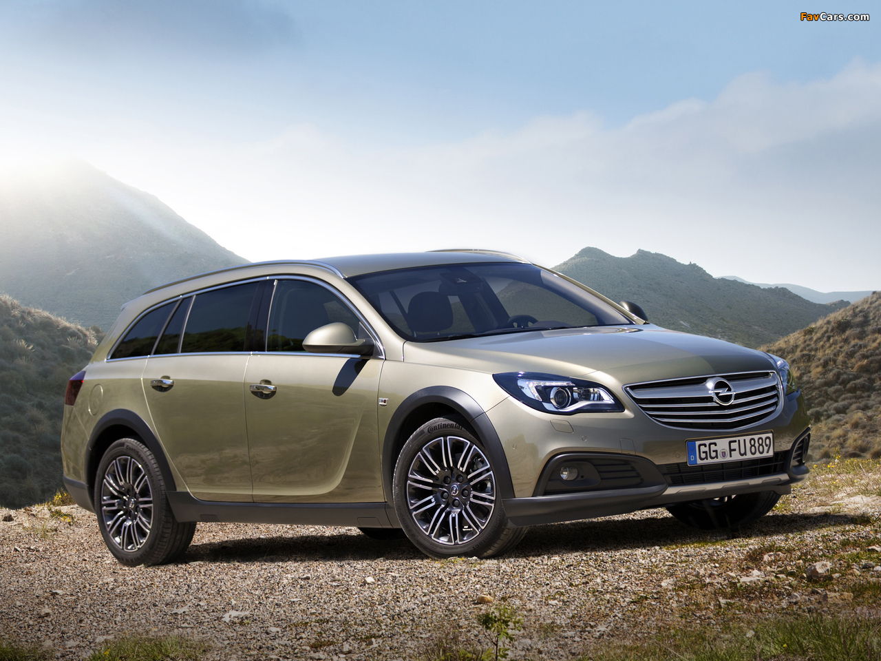 Images of Opel Insignia Country Tourer 2013 (1280 x 960)