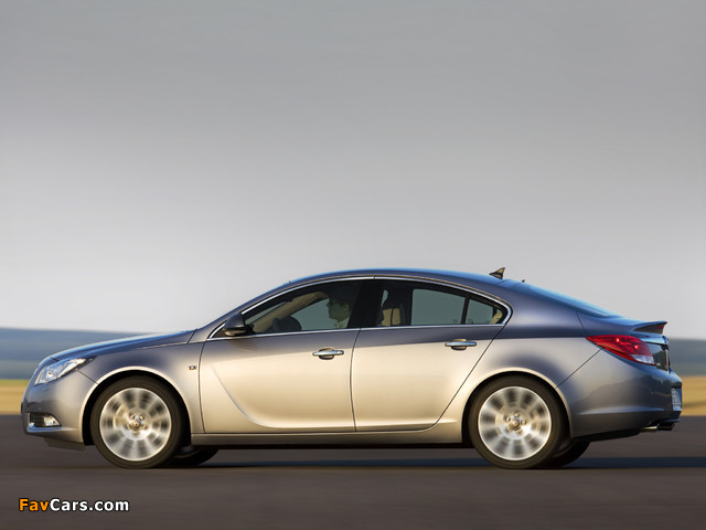 Opel Insignia Hatchback 2008 images (640 x 480)