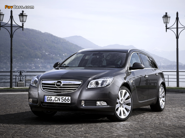 Opel Insignia Turbo 4x4 Sports Tourer 2008–13 pictures (640 x 480)