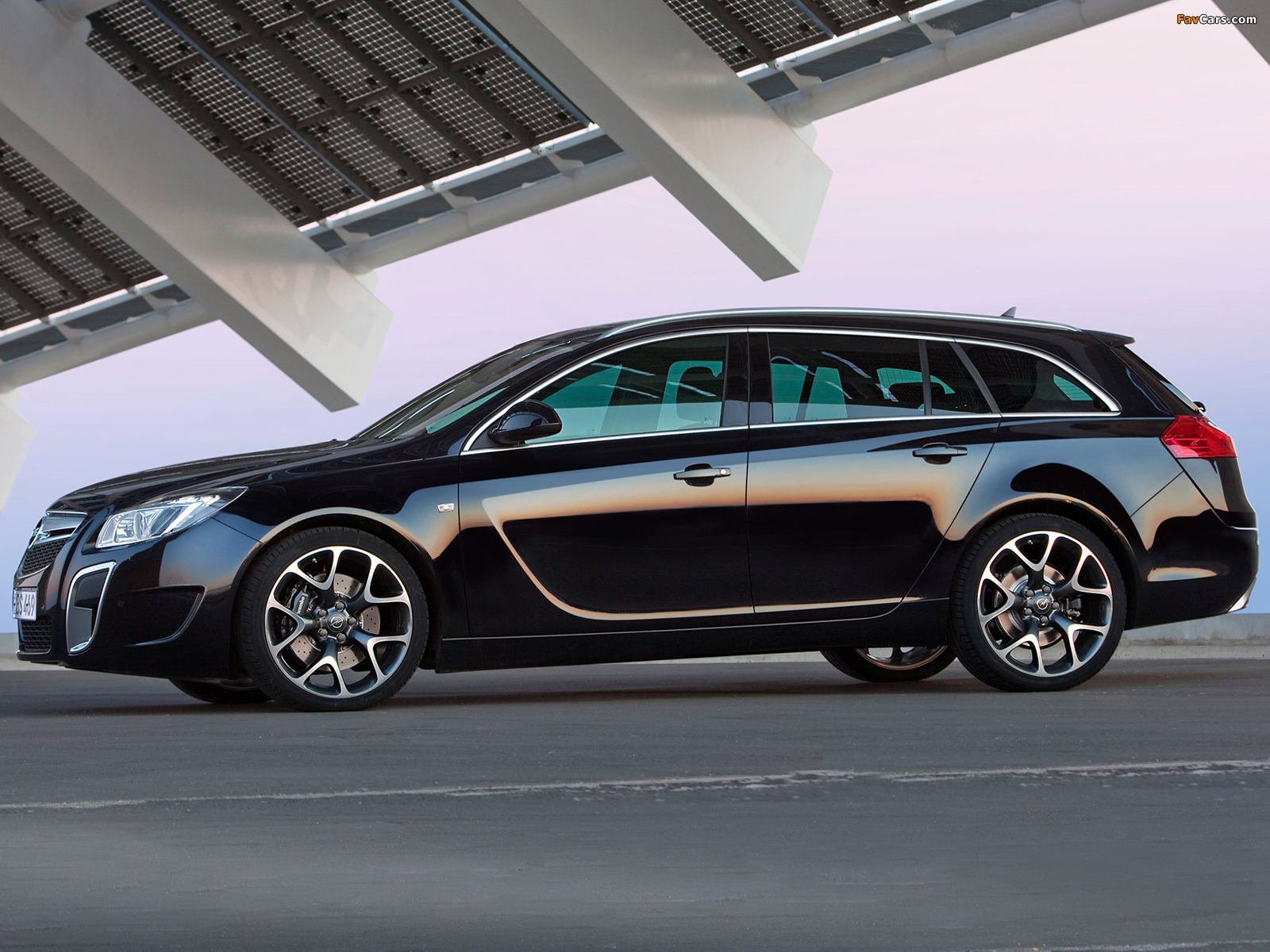 Opel Insignia OPC Sports Tourer 2009–13 pictures (1600 x 1200)