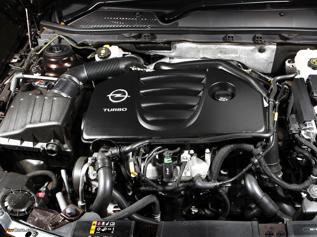Opel Insignia Turbo Sports Tourer AU-spec 2012–13 pictures (1024 x 768)