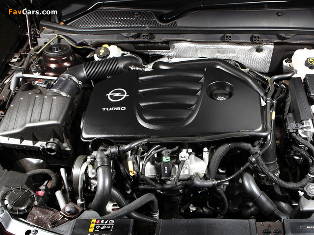 Opel Insignia Turbo Sports Tourer AU-spec 2012–13 pictures (640 x 480)