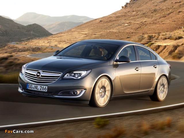 Opel Insignia Hatchback 2013 images (640 x 480)