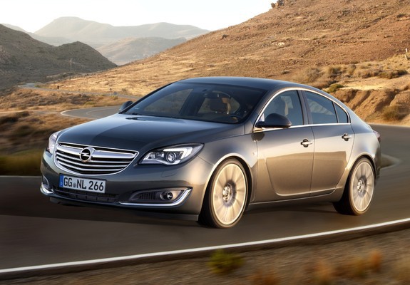 Opel Insignia Hatchback 2013 images