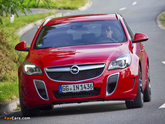 Opel Insignia OPC Sports Tourer 2013 pictures (640 x 480)