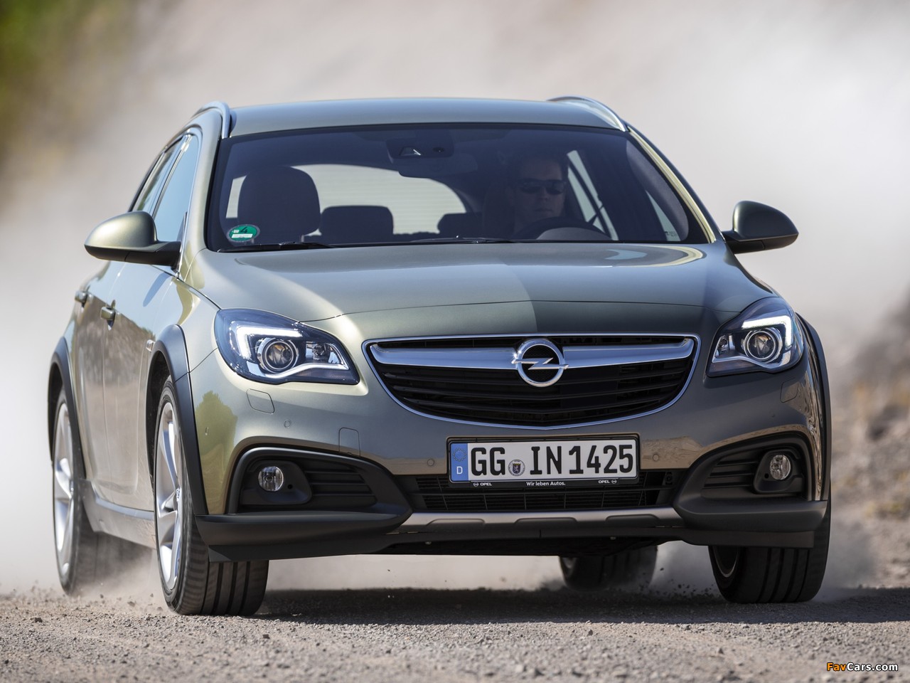 Opel Insignia Country Tourer 2013 wallpapers (1280 x 960)