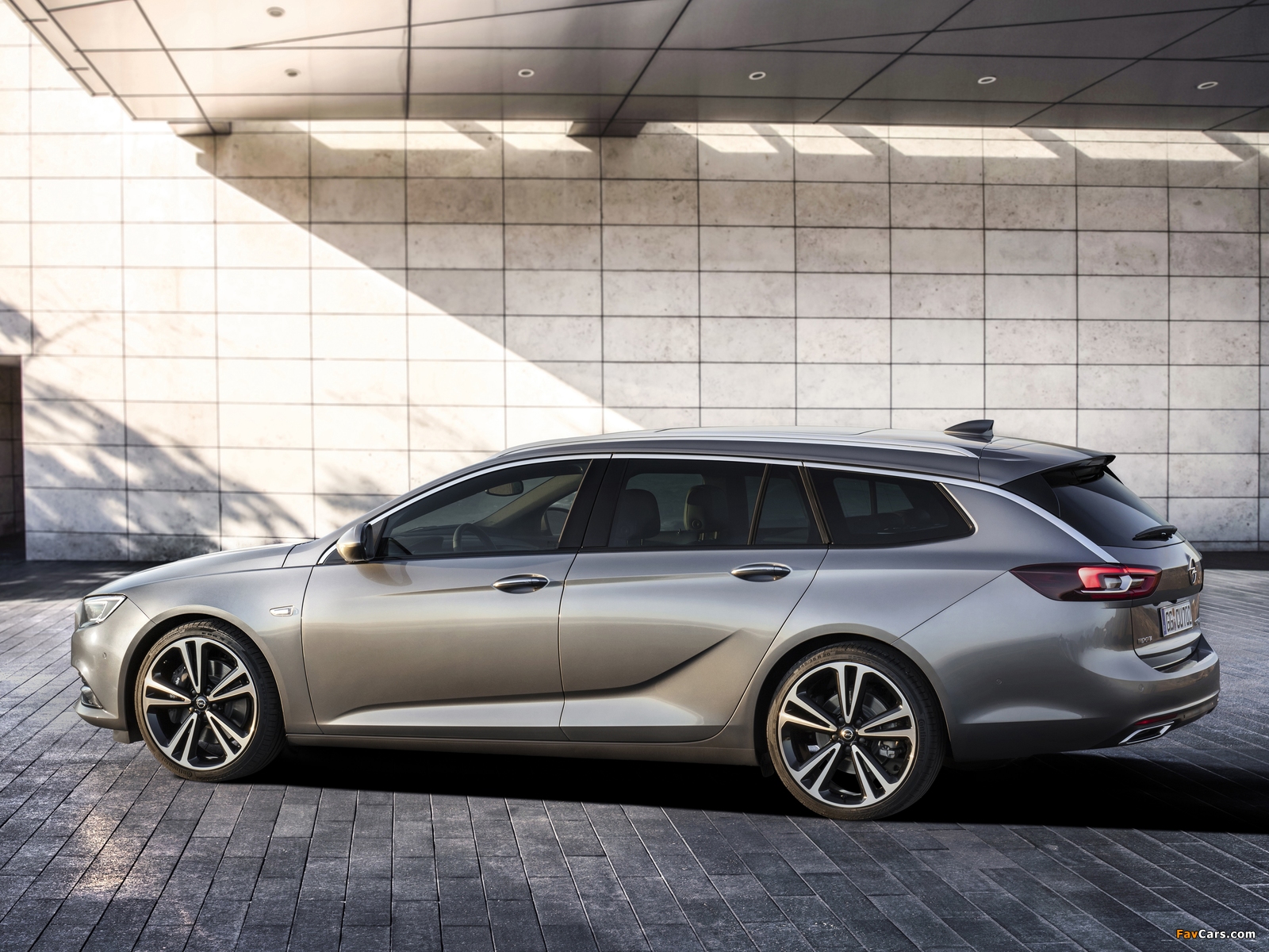 Opel Insignia Sports Tourer 4×4 2017 pictures (1600 x 1200)