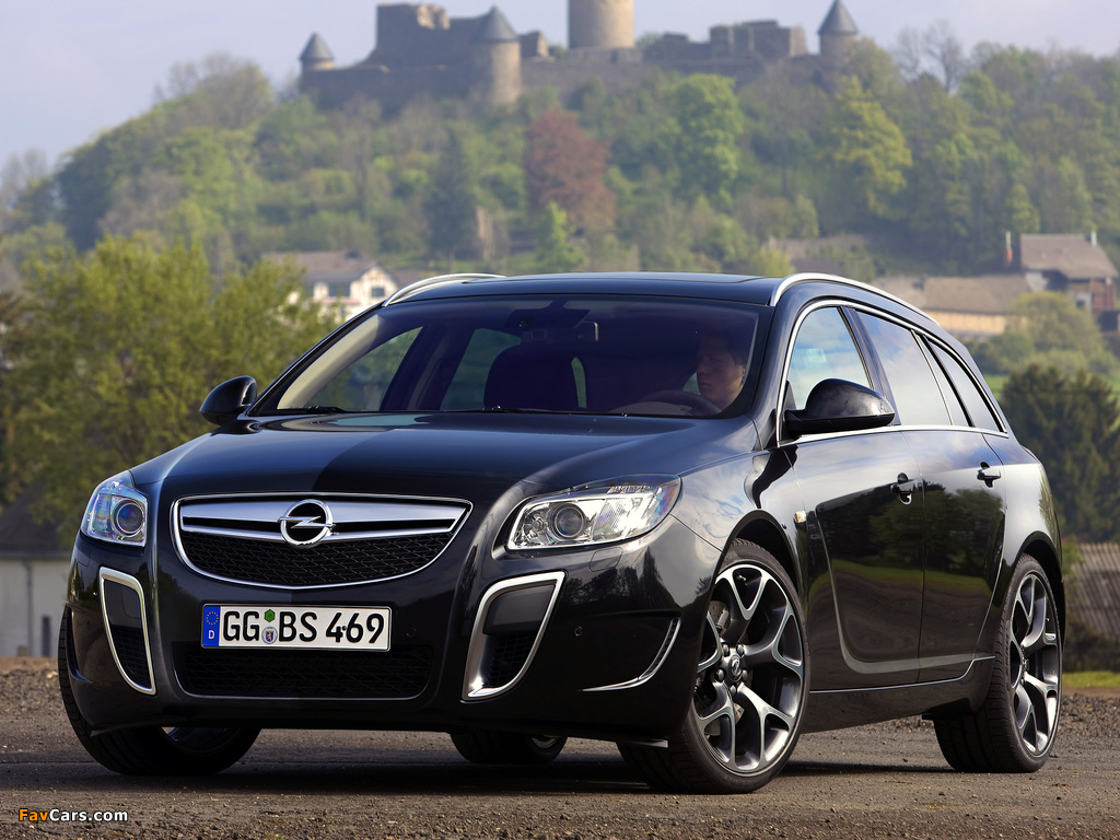 Photos of Opel Insignia OPC Sports Tourer 2009–13 (1024 x 768)