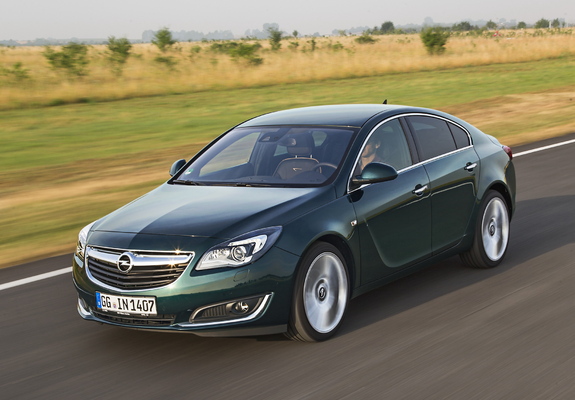 Photos of Opel Insignia Hatchback 2013