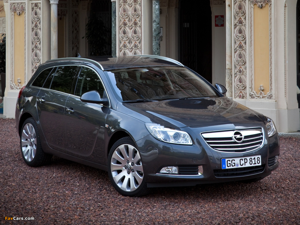 Pictures of Opel Insignia Turbo 4x4 Sports Tourer 2008–13 (1024 x 768)
