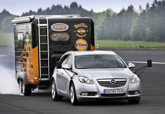 Pictures of Opel Insignia Turbo 4x4 Sports Tourer 2008–13
