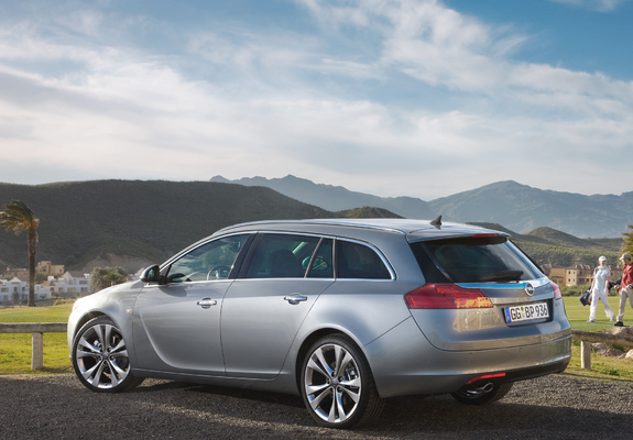 Pictures of Opel Insignia Sports Tourer 2008–13