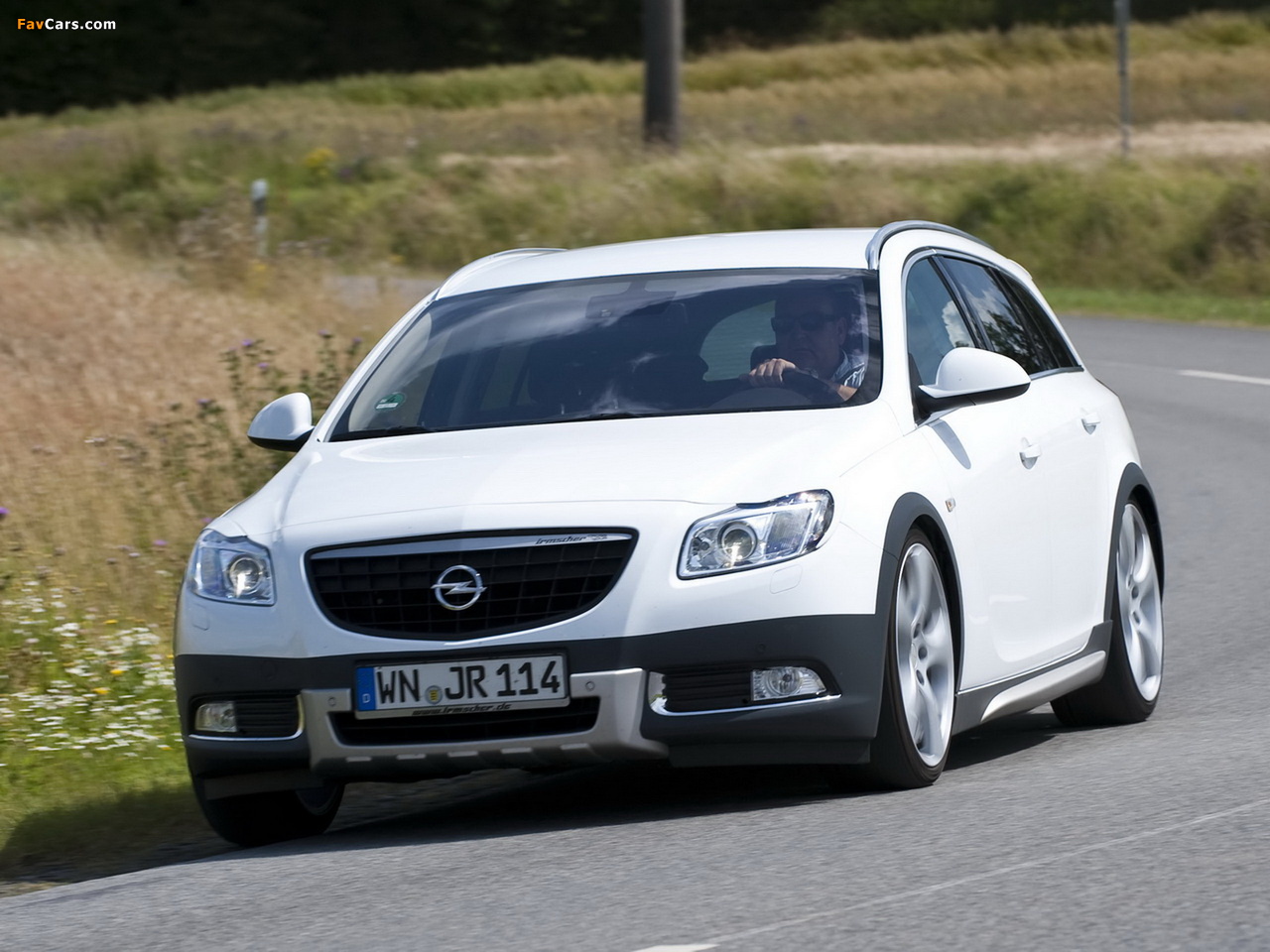 Irmscher Opel Insignia Sports Tourer Cross4 2012–13 wallpapers (1280 x 960)