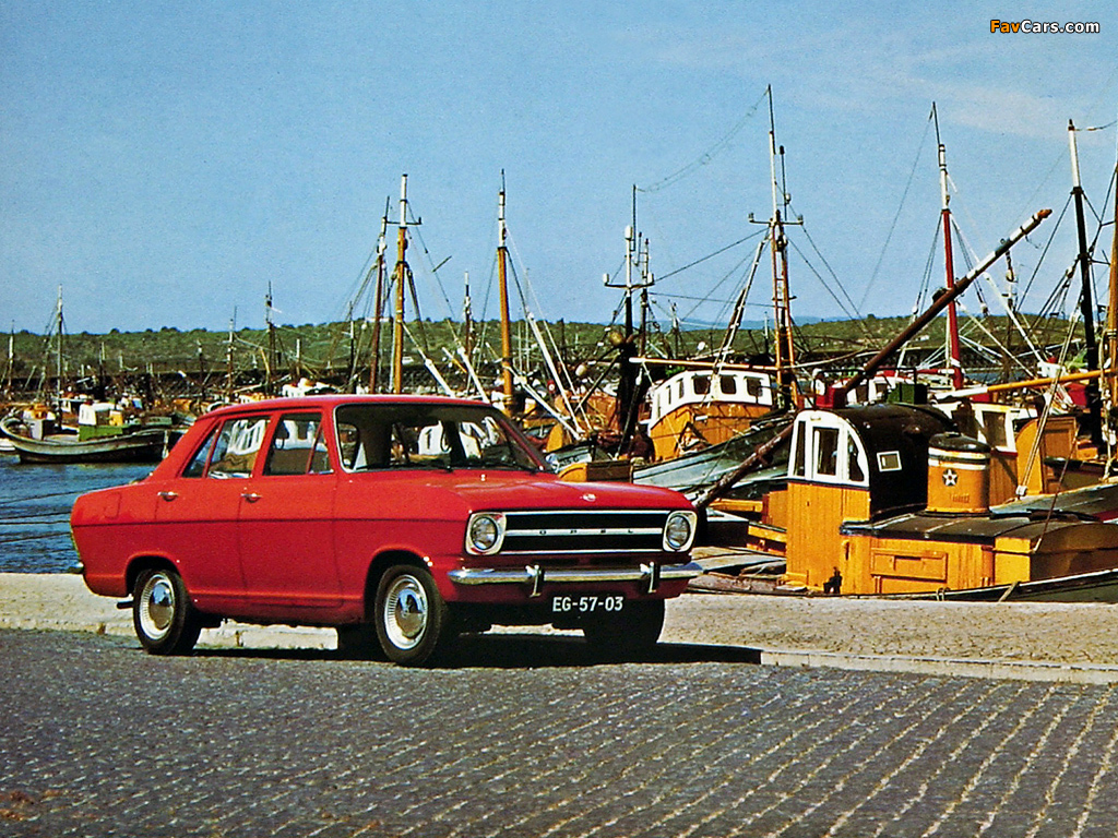 Images of Opel Kadett 4-door Sedan (B) 1965–73 (1024 x 768)