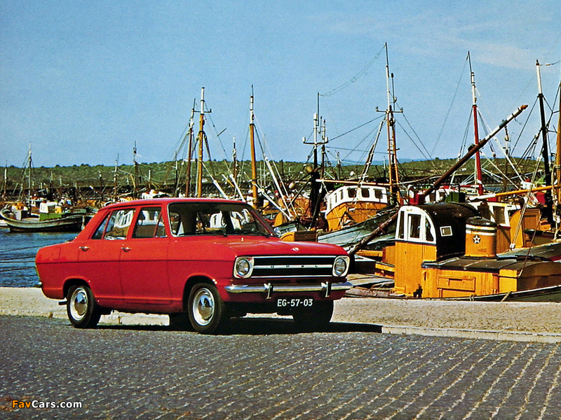 Images of Opel Kadett 4-door Sedan (B) 1965–73 (800 x 600)