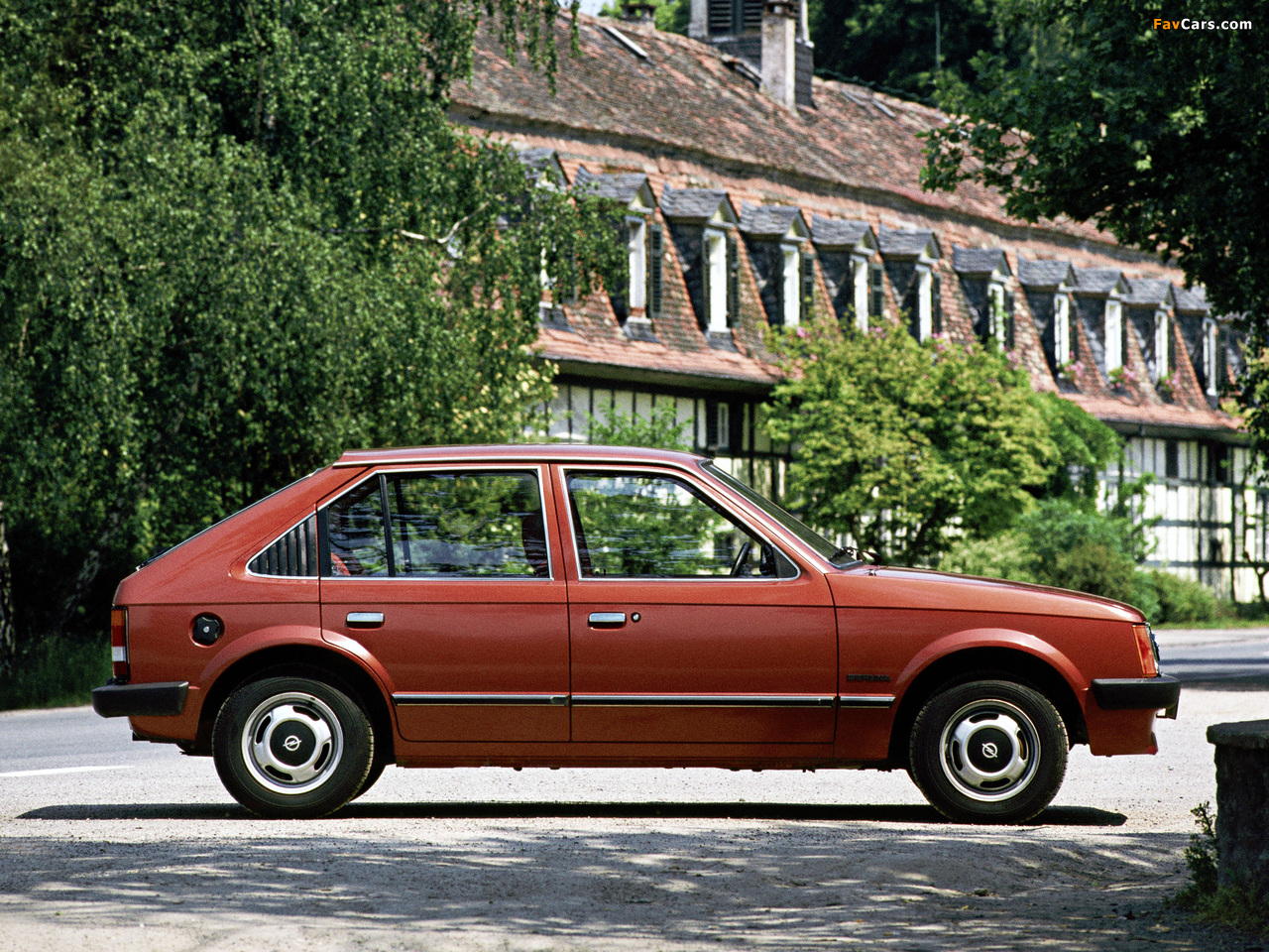 Images of Opel Kadett 5-door (D) 1979–84 (1280 x 960)