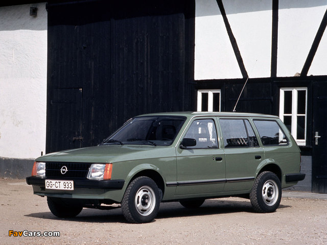 Images of Opel Kadett Caravan Pirsch (D) 1982–84 (640 x 480)