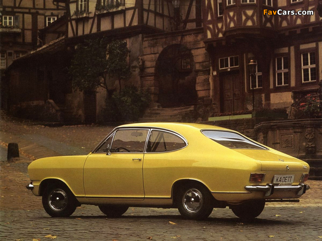 Opel Kadett LS Coupe (B) 1967–73 photos (640 x 480)