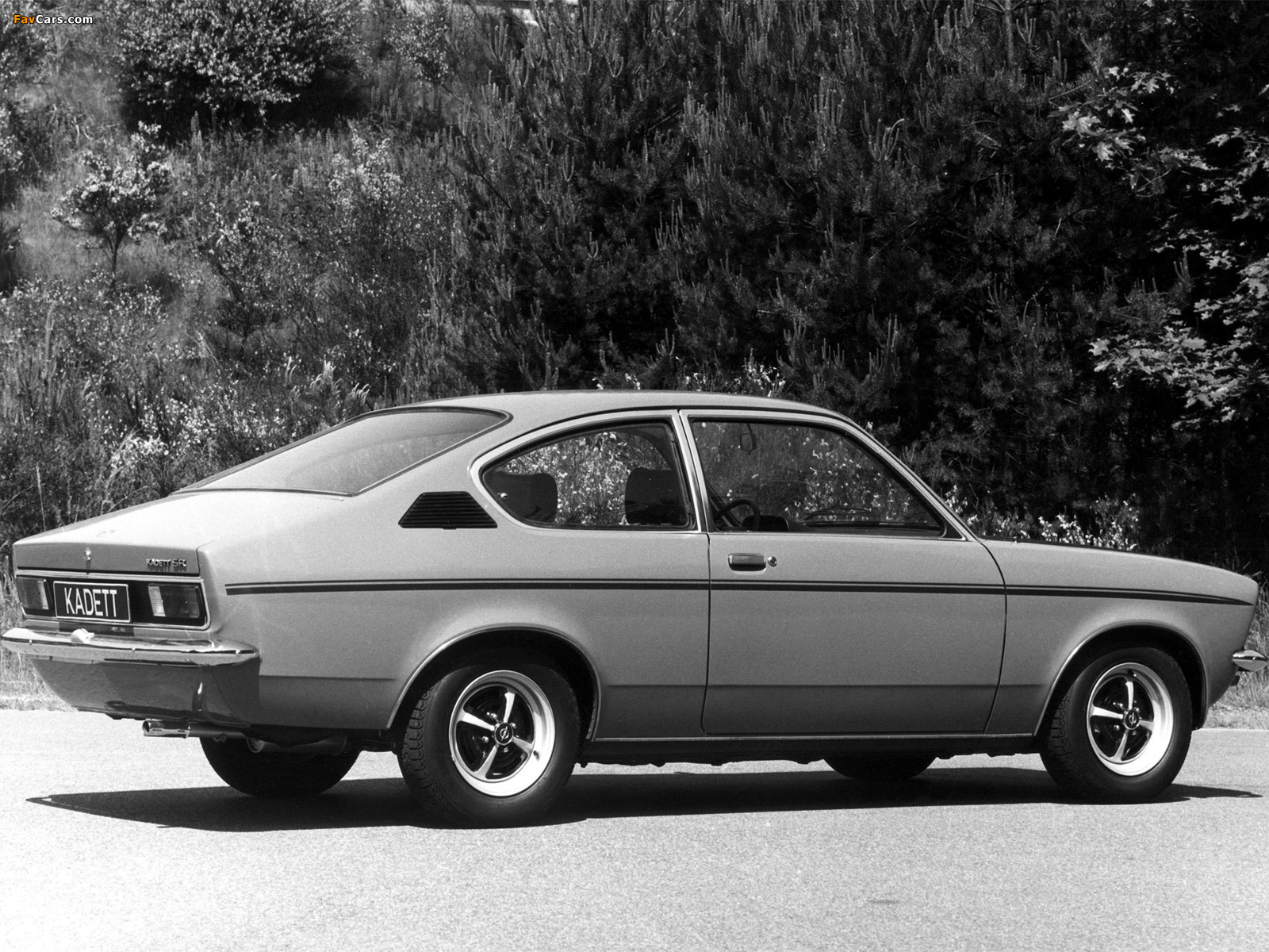 Opel Kadett SR (C) 1973–77 photos (1600 x 1200)