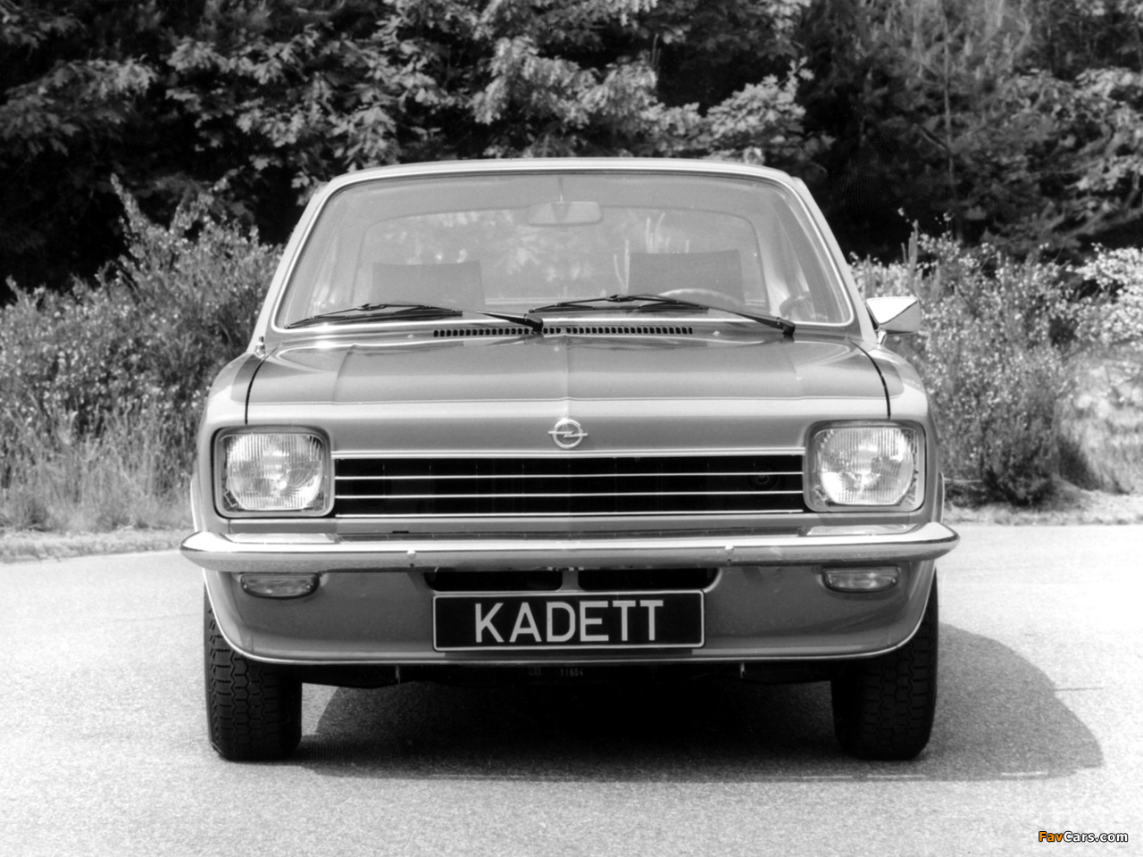 Opel Kadett SR (C) 1973–77 pictures (1280 x 960)