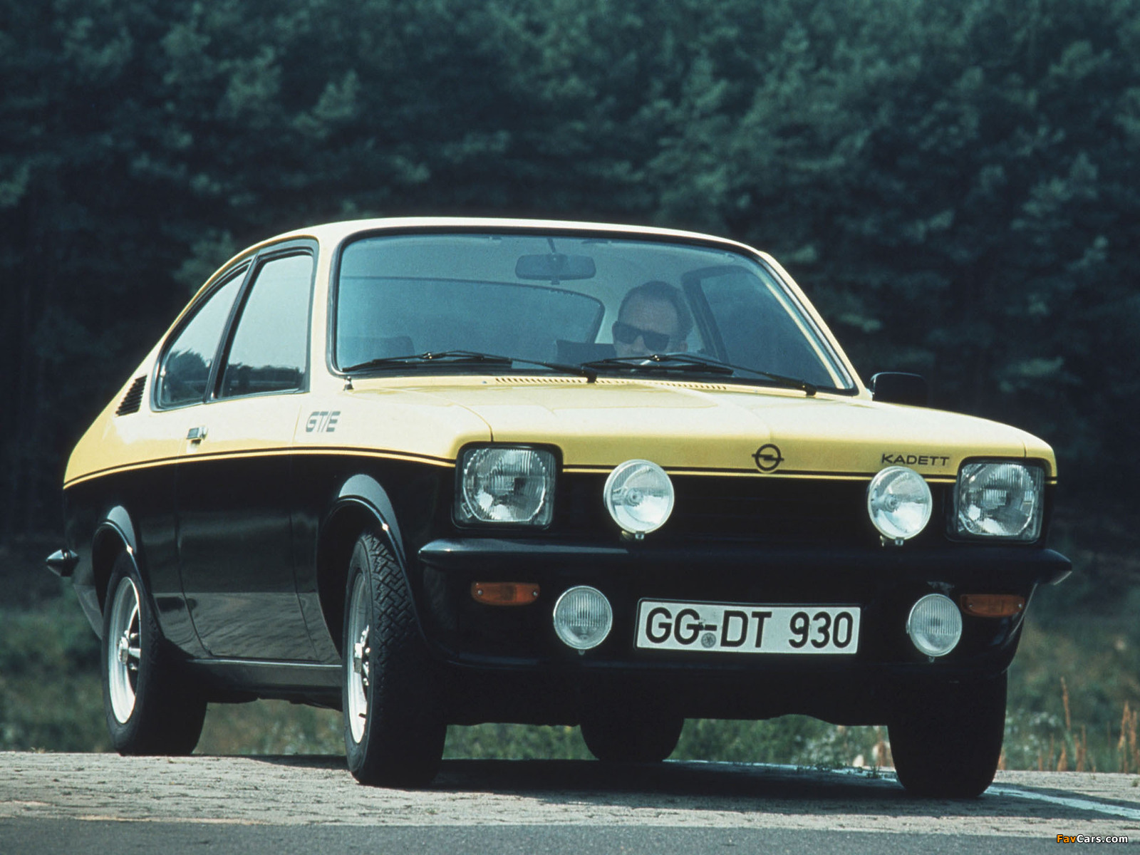 Opel Kadett GT/E (C) 1975–77 photos (1600 x 1200)