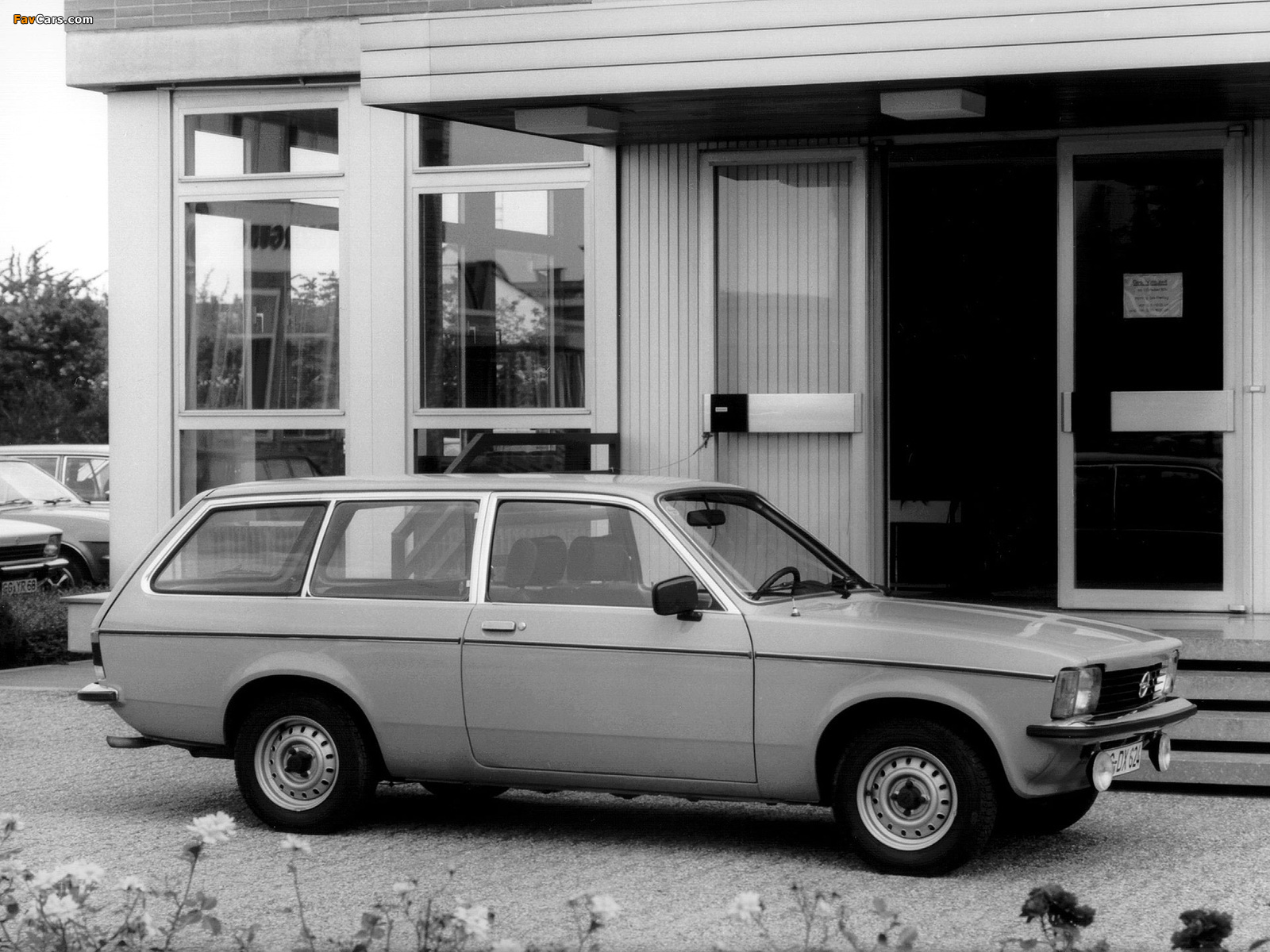Opel Kadett Caravan (C) 1977–79 pictures (1600 x 1200)