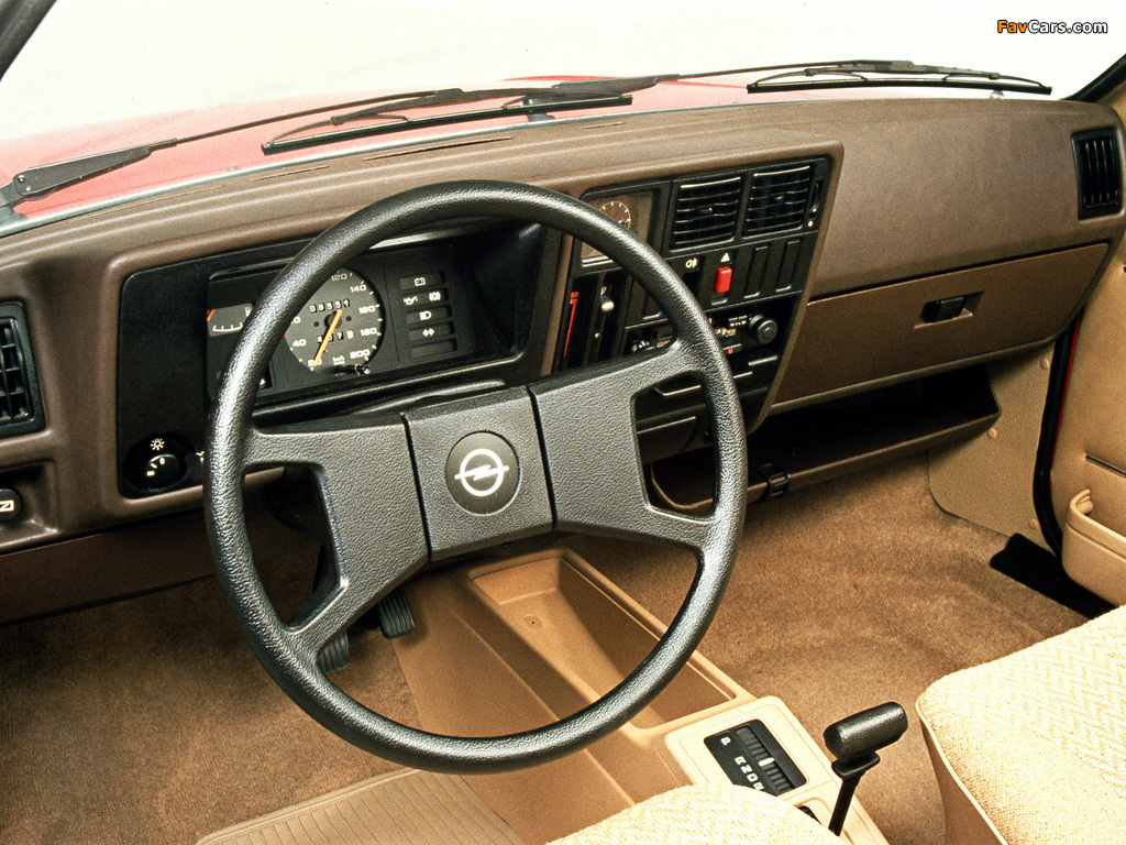 Opel Kadett 3-door (D) 1979–84 images (1024 x 768)