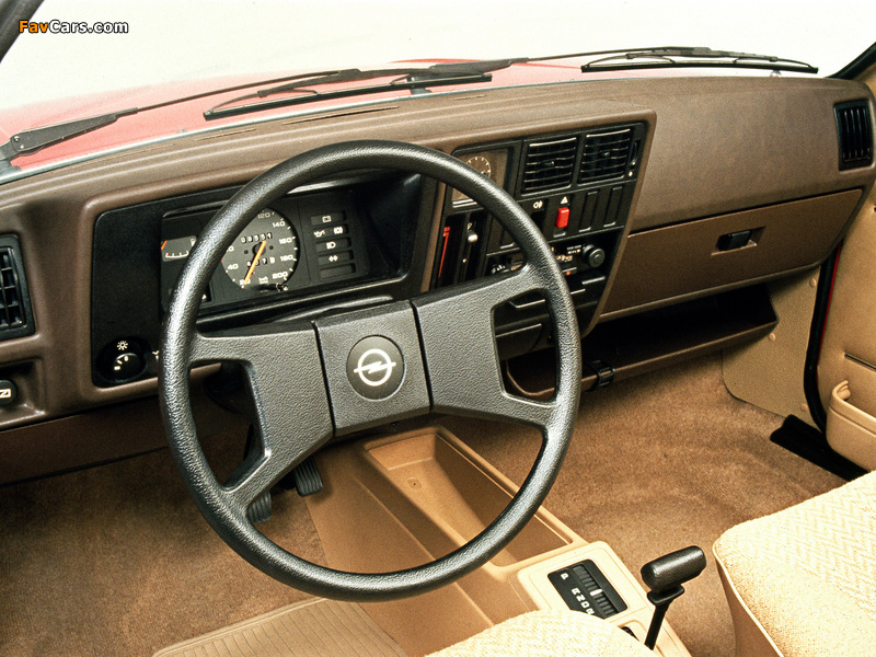 Opel Kadett 3-door (D) 1979–84 images (800 x 600)