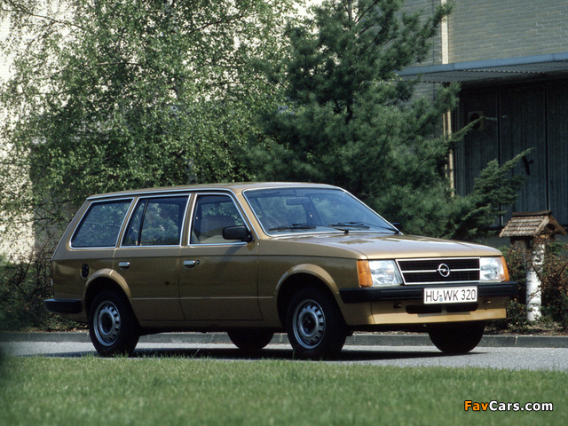 Opel Kadett Caravan 5-door (D) 1979–84 images (640 x 480)