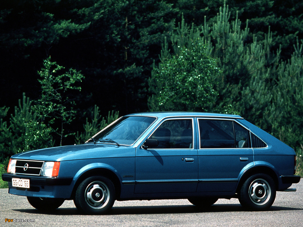 Opel Kadett 5-door (D) 1979–84 photos (1024 x 768)