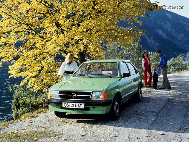 Opel Kadett 2-door (D) 1979–81 photos (640 x 480)