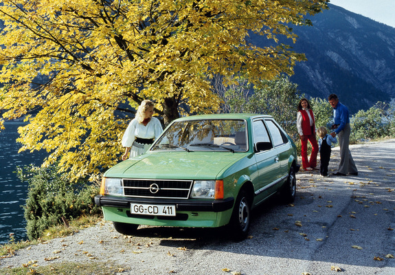 Opel Kadett 2-door (D) 1979–81 photos