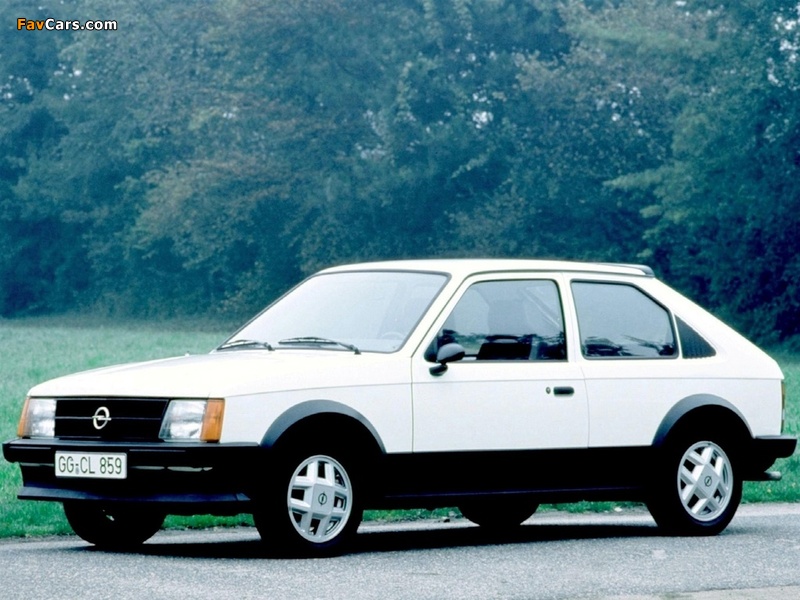 Opel Kadett SR 3-door (D) 1979–84 photos (800 x 600)