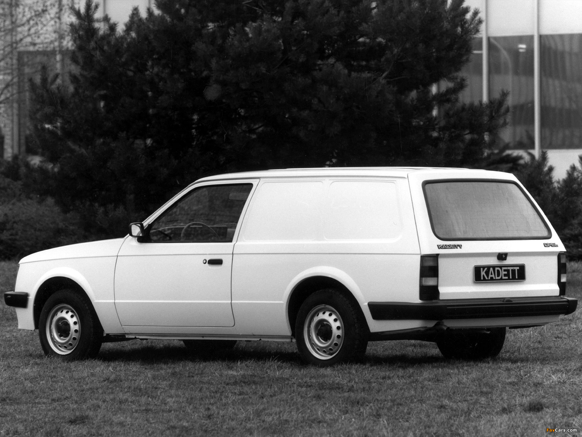 Opel Kadett Lieferwagen (D) 1979–85 pictures (1920 x 1440)