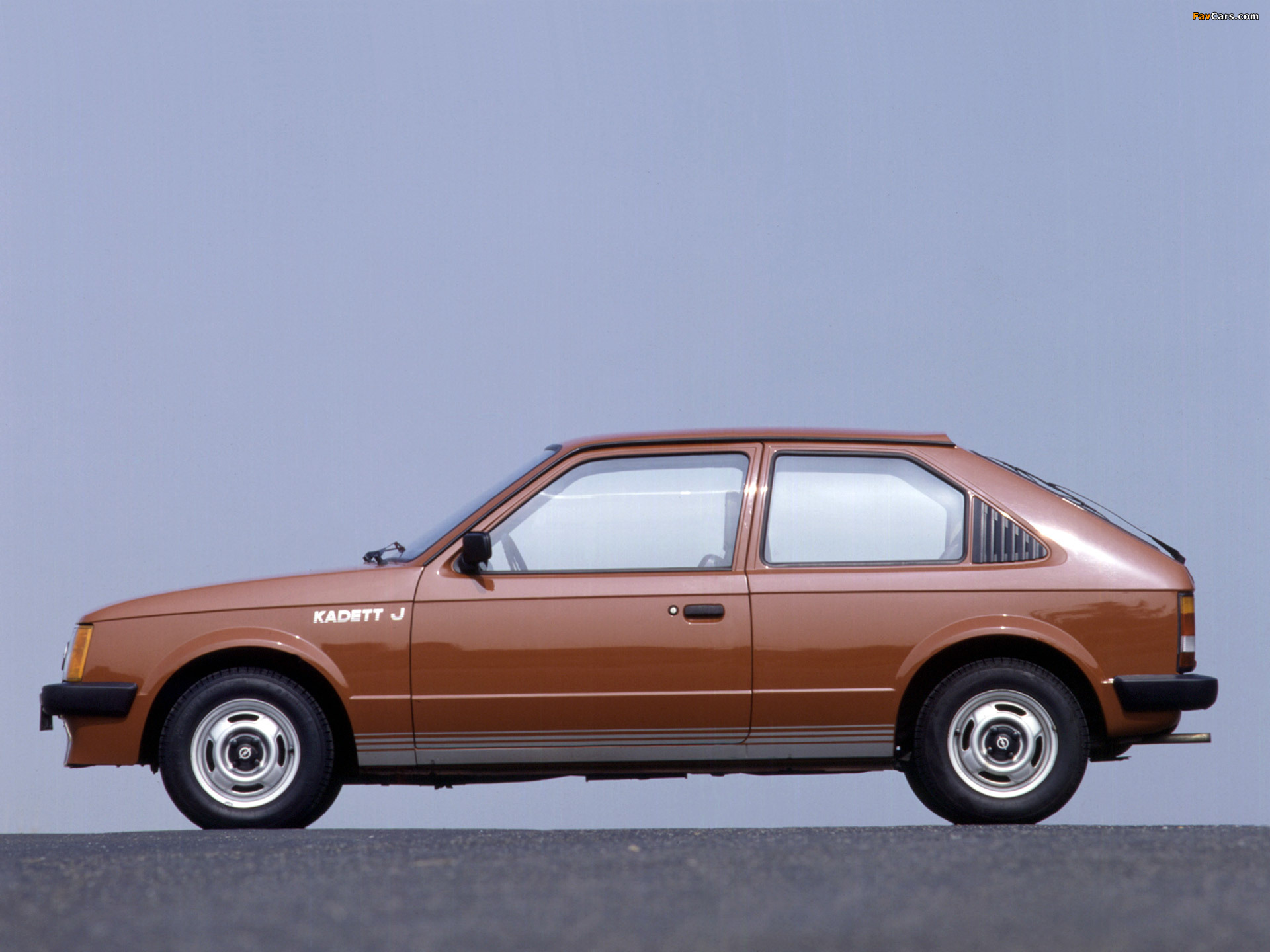 Opel Kadett Junior 3-door (D) 1981–84 pictures (1920 x 1440)