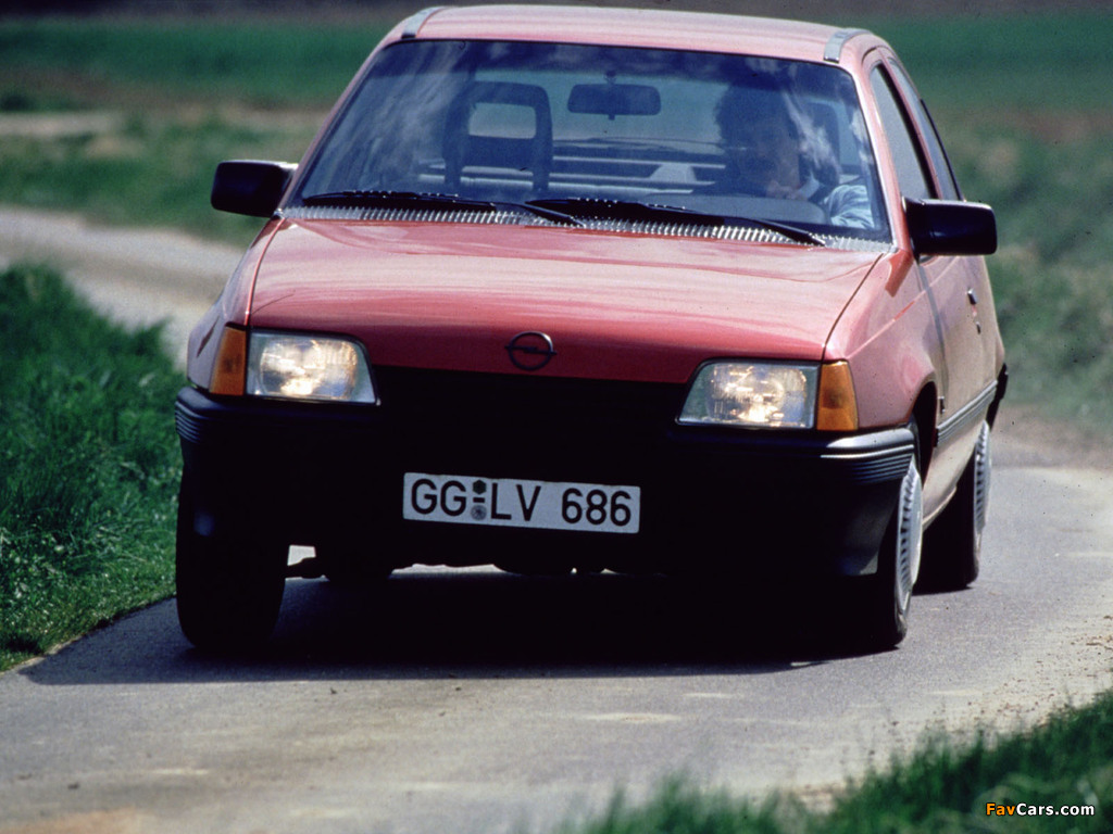 Opel Kadett 3-door (E) 1984–89 images (1024 x 768)