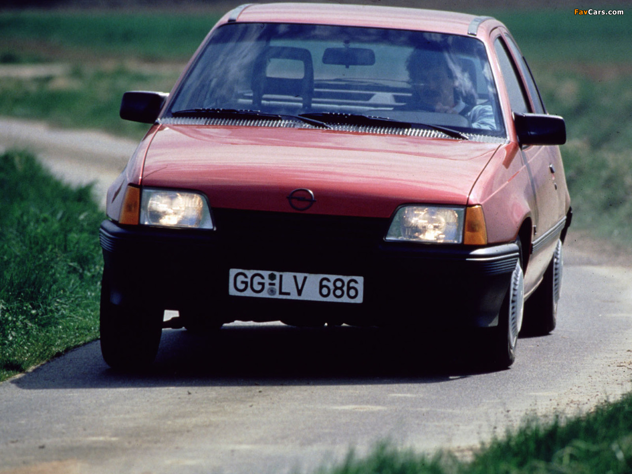 Opel Kadett 3-door (E) 1984–89 images (1280 x 960)