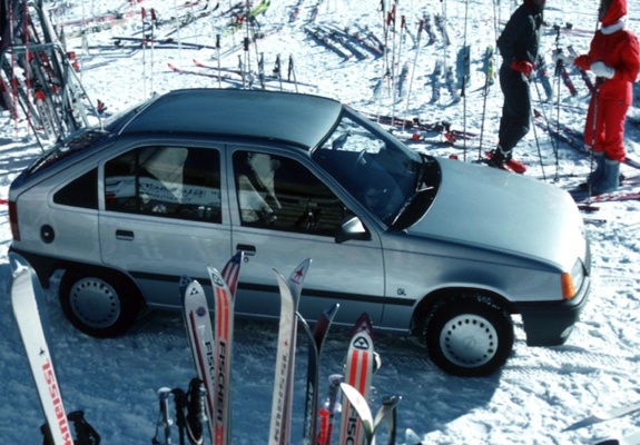 Opel Kadett 5-door (E) 1984–89 photos