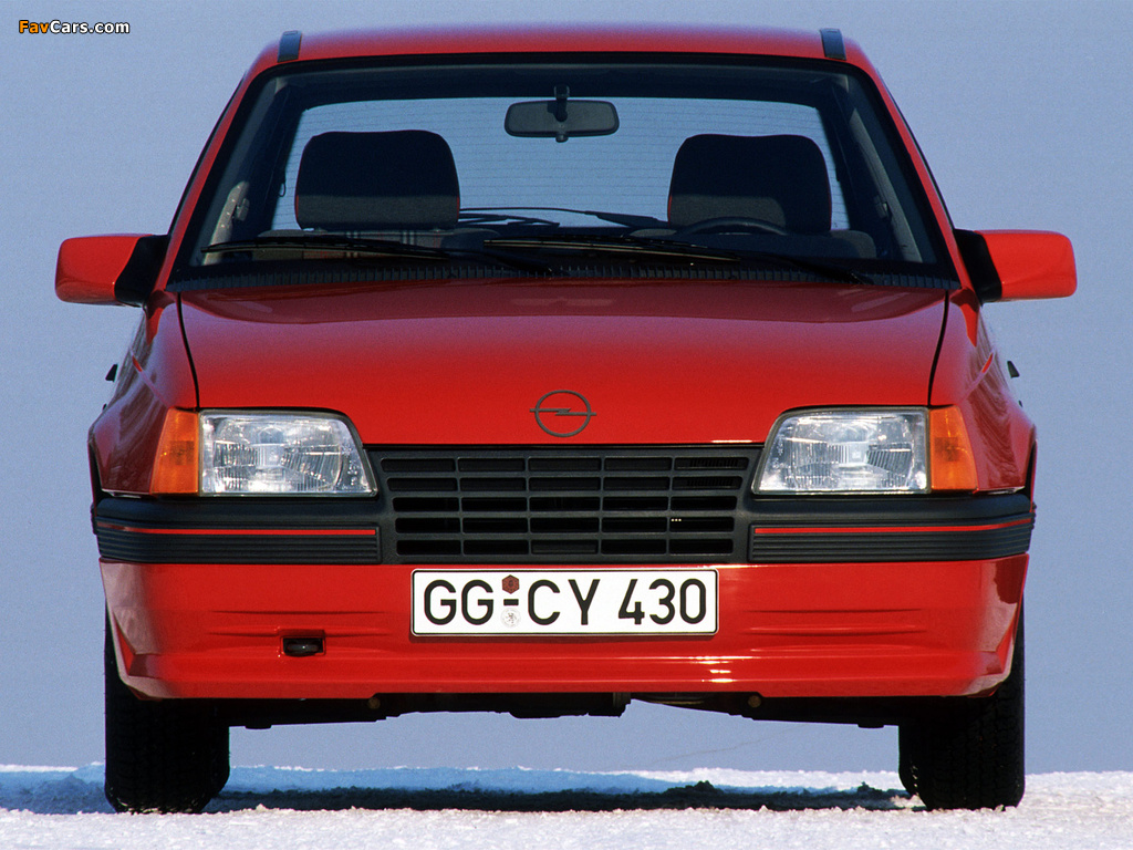 Opel Kadett GT 3-door (E) 1984–89 pictures (1024 x 768)