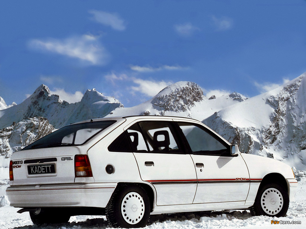 Opel Kadett Snow 5-door (E) 1988 wallpapers (1024 x 768)