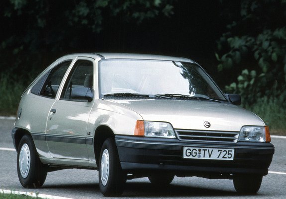 Opel Kadett 3-door (E) 1989–91 images
