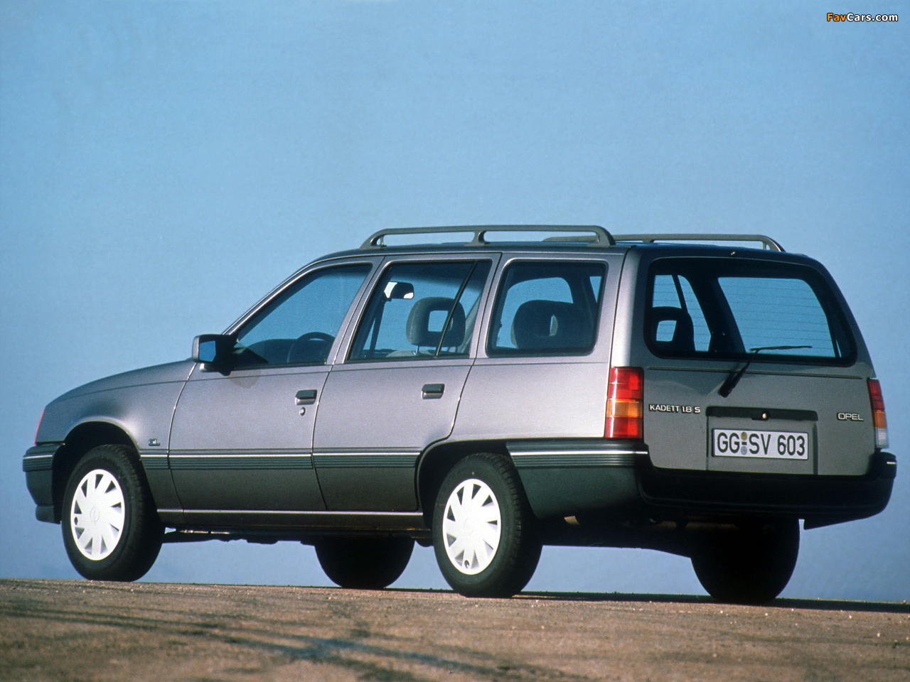 Opel Kadett Caravan (E) 1989–91 pictures (1280 x 960)