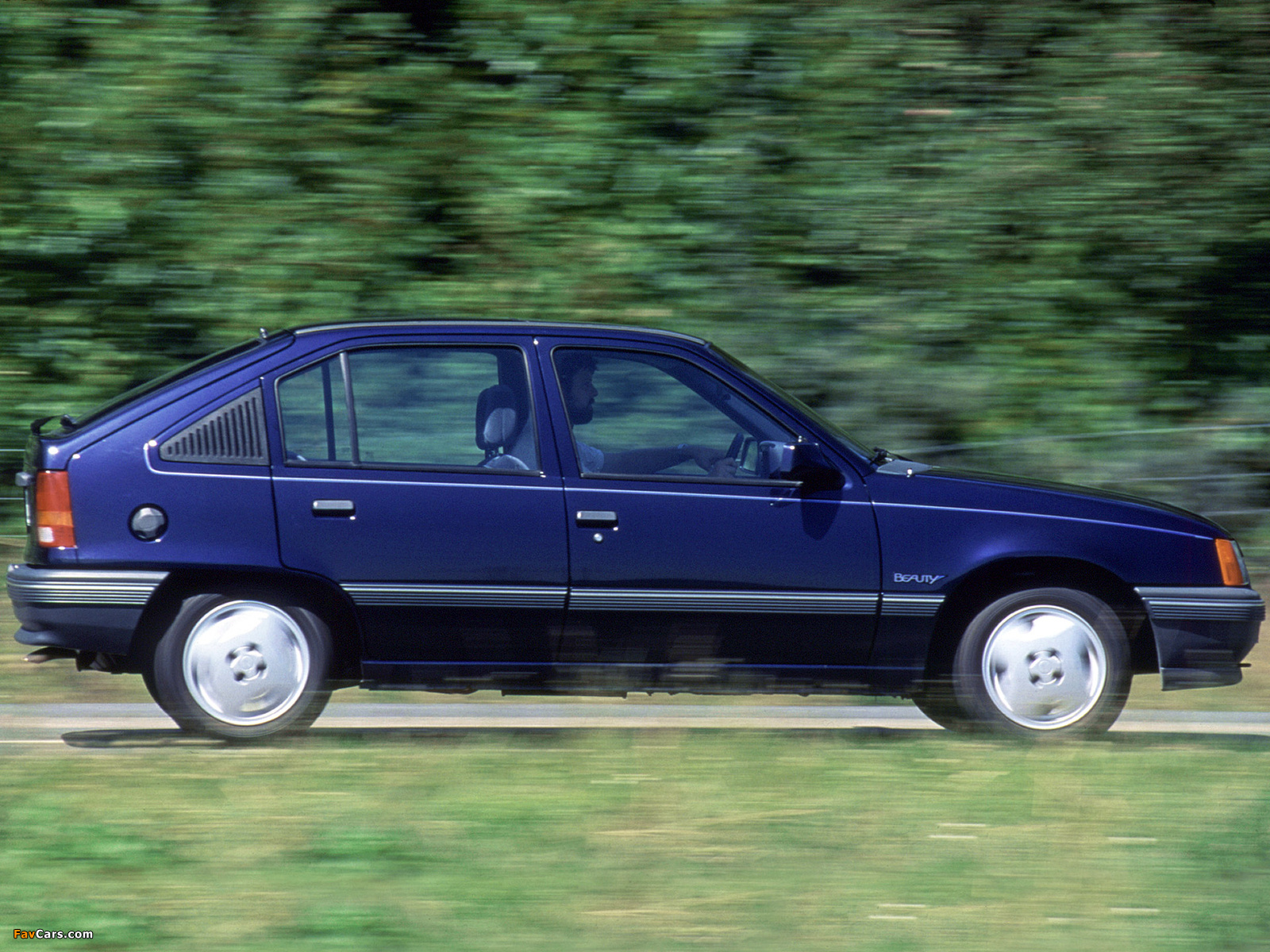Opel Kadett 5-door (E) 1989–91 pictures (1600 x 1200)